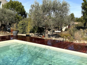 Très agréable gite très bien équipé avec piscine privée